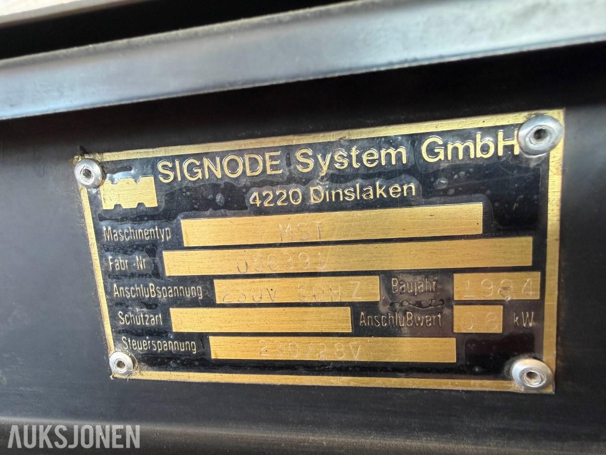 Halvautomatisk stroppemaskin fra Signode (MST)